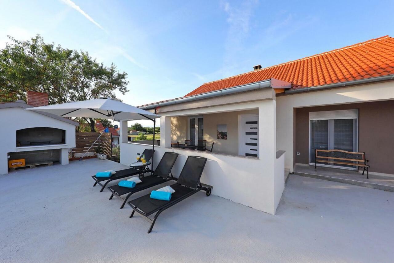 Holiday House Mia Murvica  Экстерьер фото
