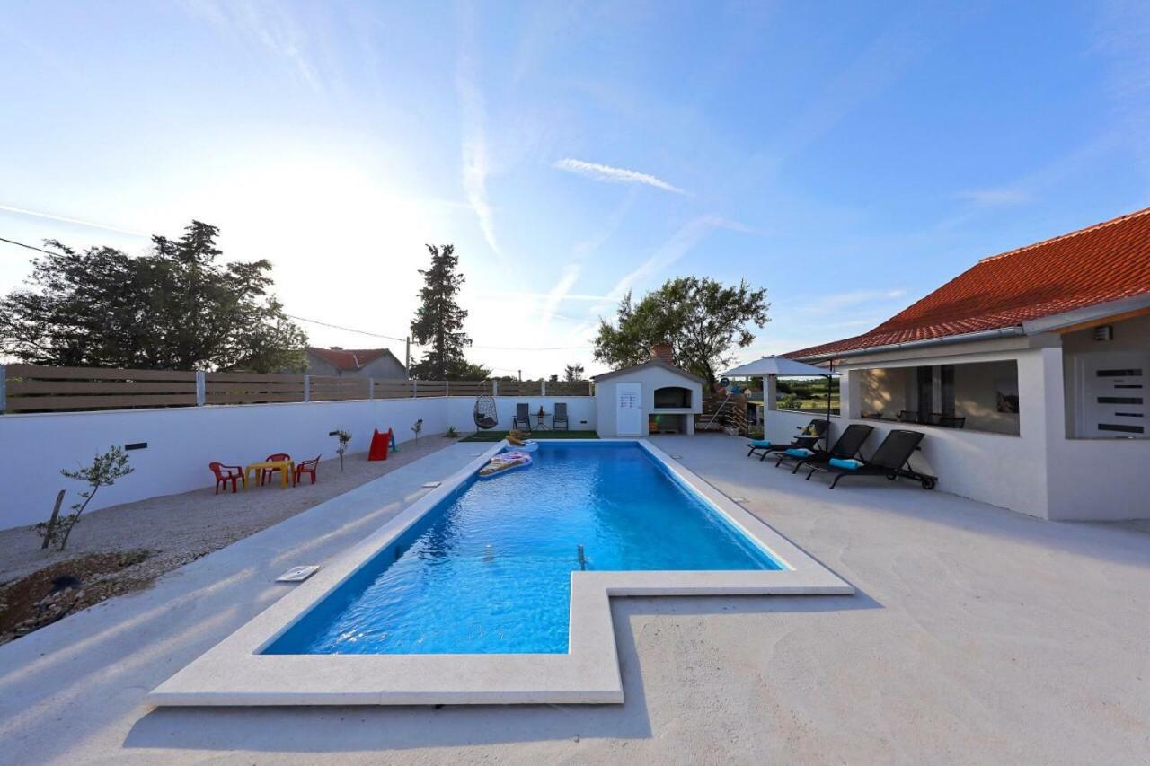 Holiday House Mia Murvica  Экстерьер фото