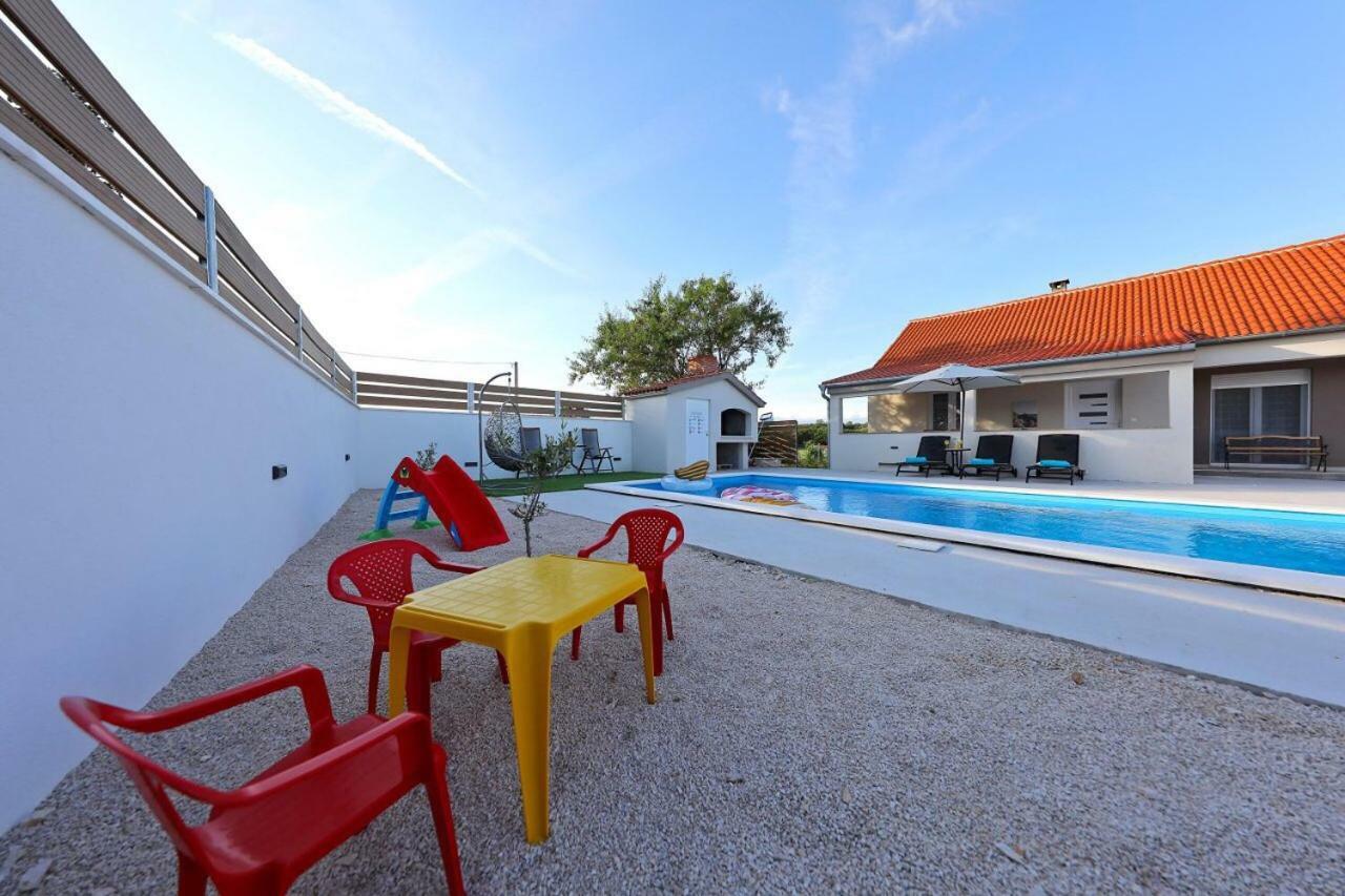Holiday House Mia Murvica  Экстерьер фото